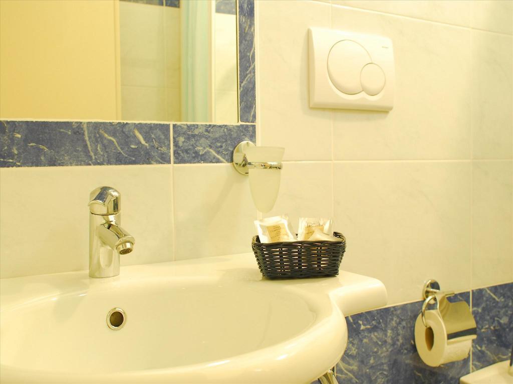 Hotel Veliero Rimini Ruang foto