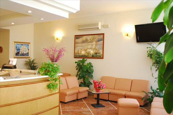 Hotel Veliero Rimini Bagian luar foto